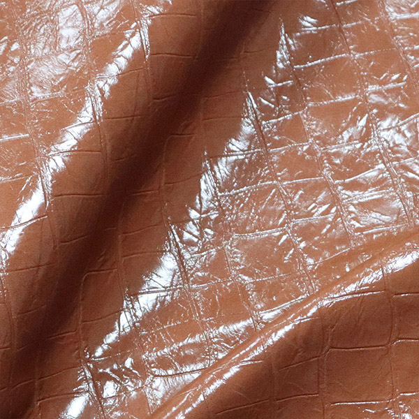 PVC auton sisusta erikoisnahkaa